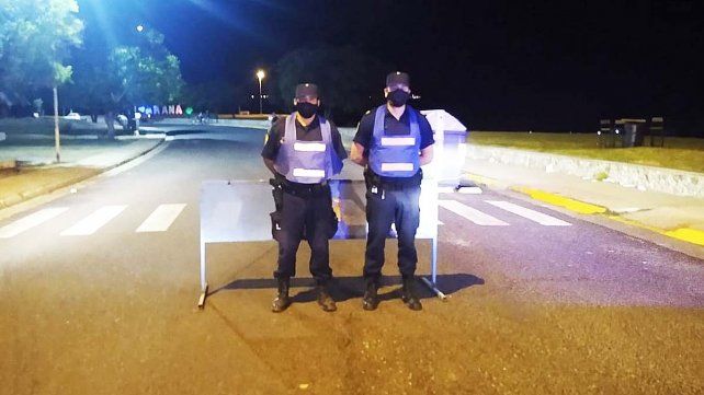 Se publicó el decreto que extiende una hora el permiso para la circulación por la noche