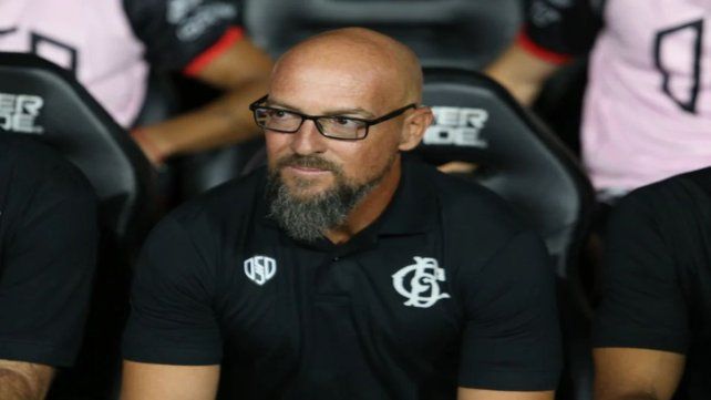 Alejandro Orfila, otro de los entrenadores que dejó su cargo. Alejandro Orfila, otro de los entrenadores que dejó su cargo.