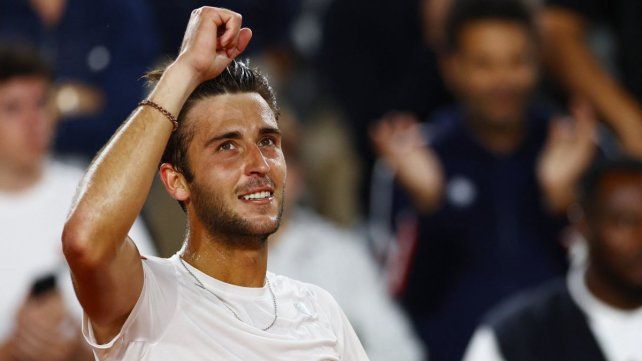 Tomás Etcheverry sigue en camino en el certamen de China. Tomás Etcheverry sigue en camino en el certamen de China.