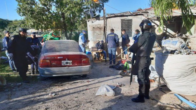 Hallaron drogas en allanamientos por el crimen del peruano Carlos Daniel Tello Morales, alias Jairo.