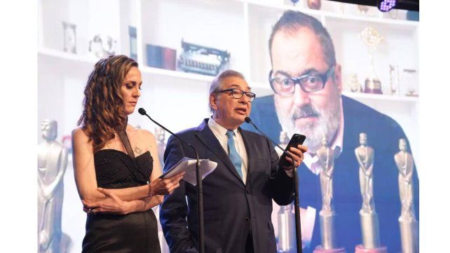 La ceremonia incluyó homenajes a Mario Mactas, Jorge Lanata y celebraciones por los aniversarios de Radio Mitre y Rock & Pop La ceremonia incluyó homenajes a Mario Mactas, Jorge Lanata y celebraciones por los aniversarios de Radio Mitre y Rock & Pop