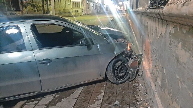 Según la Policía de Victoria, el auto iba a alta velocidad.