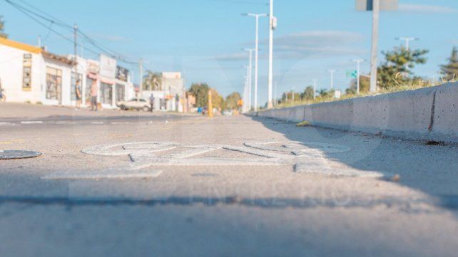 Advierten que no se cumple la consigna de "campaña limpia" en Paraná.