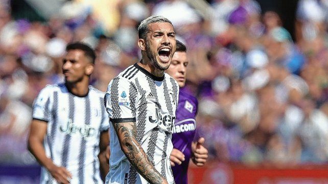 Leandro Paredes debutó oficialmente con la Juventus frente a la FIorentina.