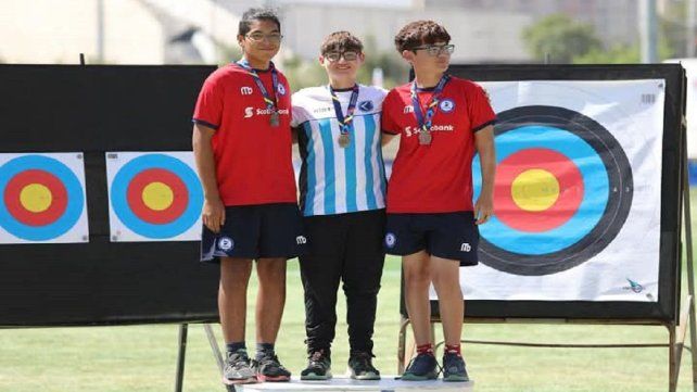 Carlos Della Penna, la promesa argentina que brilla en Sudamérica. Carlos Della Penna, la promesa argentina que brilla en Sudamérica.