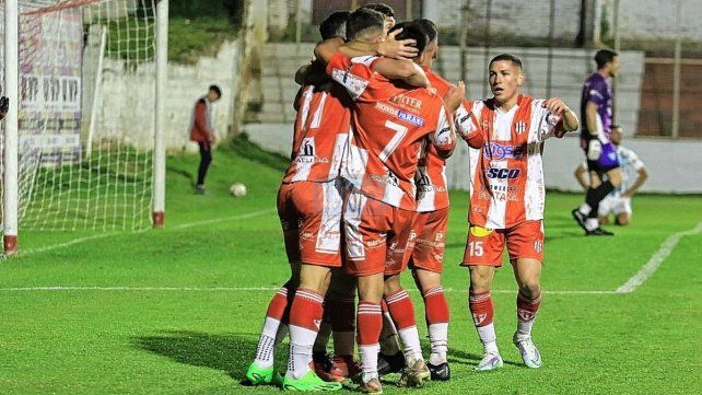 Atlético Paraná buscará la permanencia en Concepción.