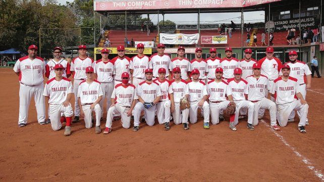 Talleres de Paraná en la Zona Campeonato.