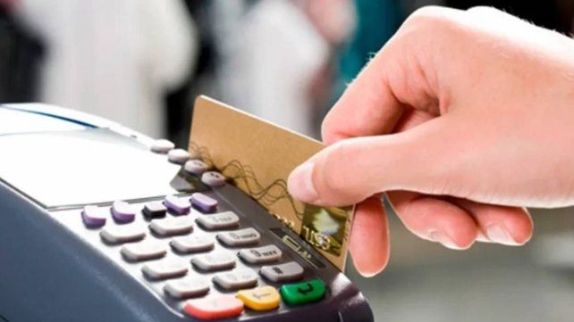 Vencimiento de tarjetas de crédito: pagar, refinanciar o caer en la deuda circular