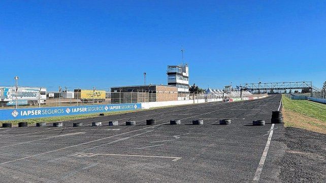 Así luce este jueves la recta del autódromo de Paraná. Así luce este jueves la recta del autódromo de Paraná.