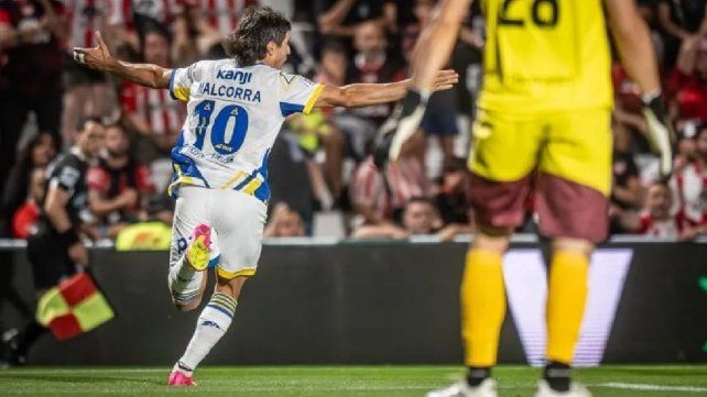 Rosario Central ganó en casa de Instituto y se adueñó de la punta en el Grupo B Rosario Central ganó en casa de Instituto y se adueñó de la punta en el Grupo B