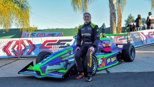 Sofía Percara compite en tres categorías (Karting Entrerriano - Fórmula Entrerriana - Fórmula Nacional). Sofía Percara compite en tres categorías (Karting Entrerriano - Fórmula Entrerriana - Fórmula Nacional).
