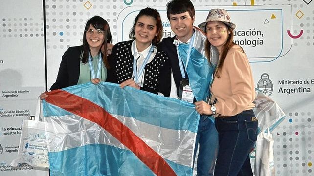 Destacado. "Eureka, densidad y ¡Fake News!" del Instituto de Estudios Superiores "Doctor Luis F. Leloir". Destacado. "Eureka, densidad y ¡Fake News!" del Instituto de Estudios Superiores "Doctor Luis F. Leloir".