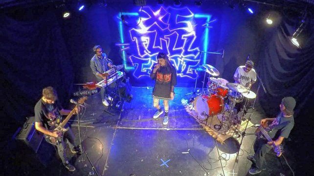 La XC Full Gang grabó una sesión de música en Pueblo Viejo, Concordia, para el ciclo Sala de Ensayo