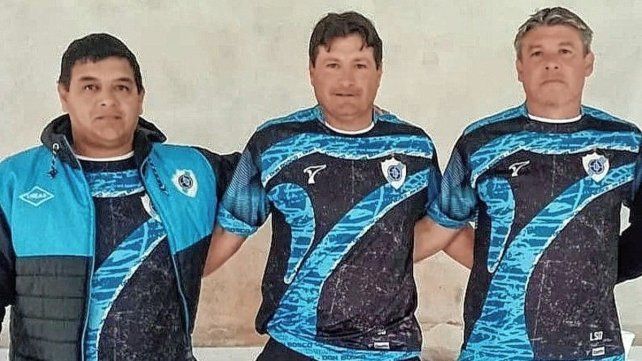 Gonzalo Cabrera, Daniel Manavella y Hernán Heinze, los DT de Don Bosco para la triple competencia. Gonzalo Cabrera, Daniel Manavella y Hernán Heinze, los DT de Don Bosco para la triple competencia.