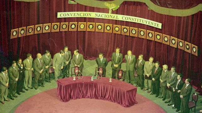 Paraná celebra 212 años de historia y legado. Paraná celebra 212 años de historia y legado.