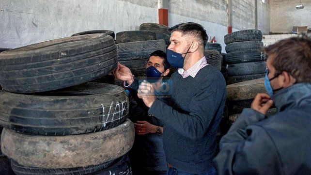 Paraná: Centro de recepción y transferencia de neumáticos fuera de uso.