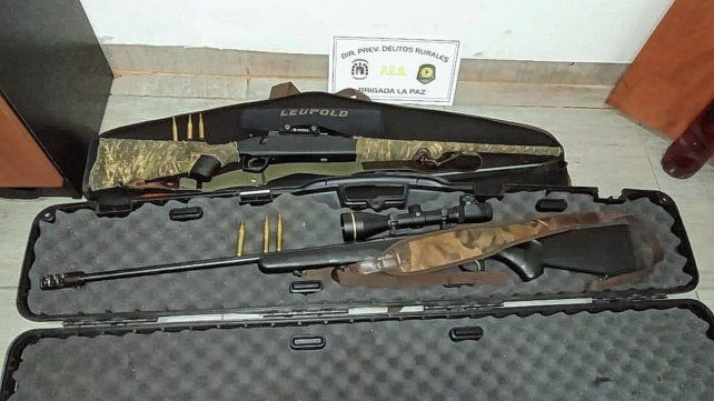 Luego de un procedimiento cargado de tensión, se secuestraron dos armas de fuego.