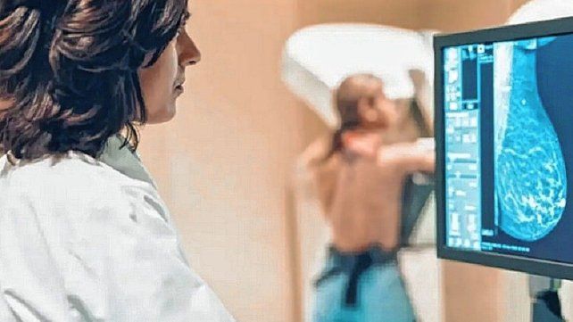 El cáncer de mama es el que mayormente afecta a las mujeres y la detección temprana es fundamental. El cáncer de mama es el que mayormente afecta a las mujeres y la detección temprana es fundamental.