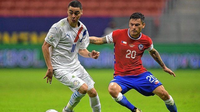 Chile y Paraguay se enfrentan en Santiago. Chile y Paraguay se enfrentan en Santiago.