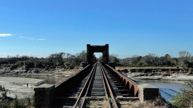Paseo en zorra en Rosario del Tala incluye el recorrido por el puente de hierro Paseo en zorra en Rosario del Tala incluye el recorrido por el puente de hierro