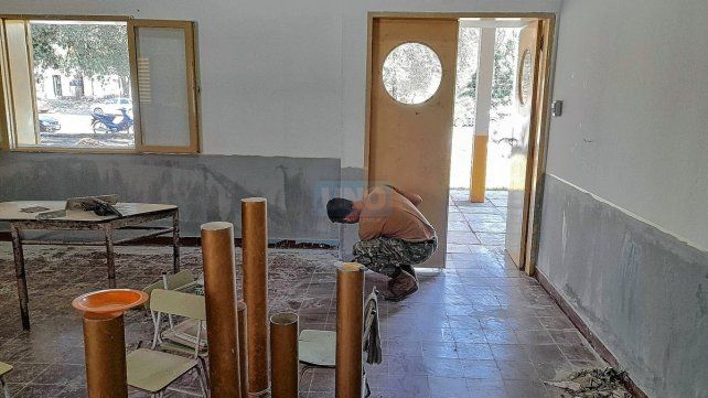 Detalles. Se están llevando cabo trabajos de restauración, arreglos y pintura en las paredes.