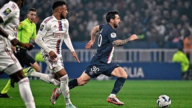 Lionel Messi convirtió en la ajustada victoria del PSG sobre el Lyon por 1 a 0.