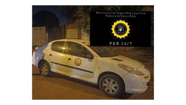 Un desconocido amenazó a un taxista, le robó el vehículo y se dio a la fuga. El taxi fue encontrado en Paraná. Un desconocido amenazó a un taxista, le robó el vehículo y se dio a la fuga. El taxi fue encontrado en Paraná.