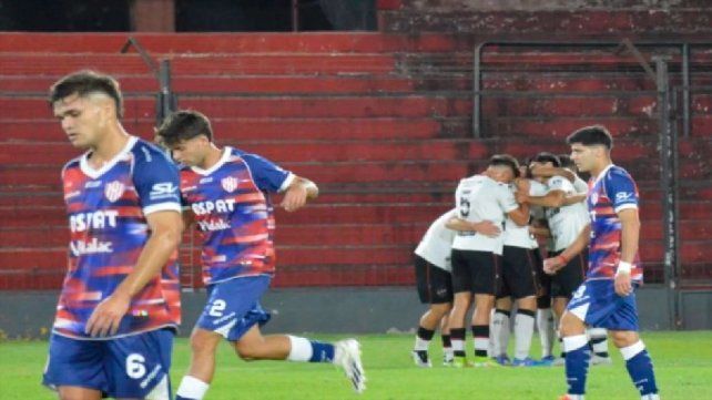 Patronato goleó a Unión en el juego de ida. Patronato goleó a Unión en el juego de ida.