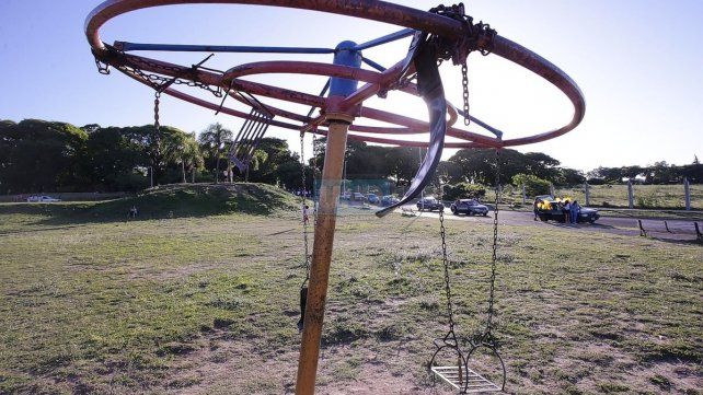 Paraná: juegos en mal estado en distintos parques generan recurrentes quejas de vecinos