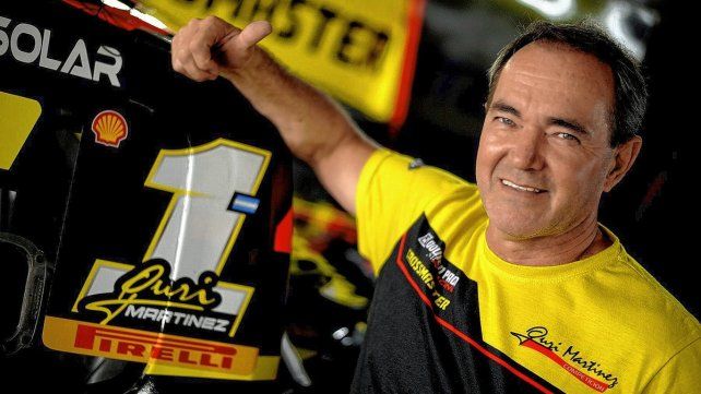 El Gurí larga adelante en La Plata. El Gurí larga adelante en La Plata.