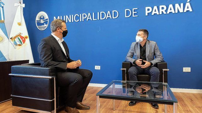 El intendente de Paraná, Adán Bahl, y el rector de la UADER, Luciano Filipuzzi
