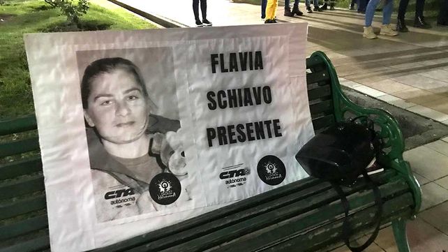 El asesinato de Flavia Squiavo formó parte del reclamo.