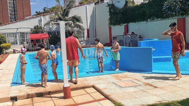 Paraná: algunos clubes ya comenzaron la colonia de vacaciones.