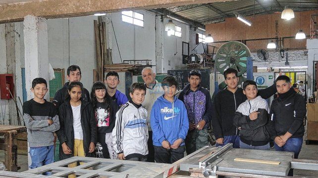 La Escuela de Educación Técnica (EET) N° 4 Anexo Formación Profesional sigue latiendo con fuerza.