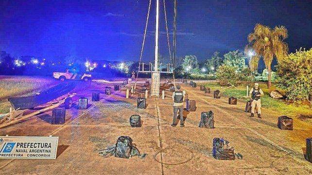 Contrabando en el río Uruguay. Contrabando en el río Uruguay.