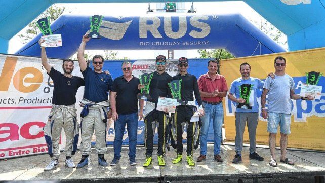 El podio de la Clase A6 en el Gran Premio Coronación del Rally Entrerriano. El podio de la Clase A6 en el Gran Premio Coronación del Rally Entrerriano.