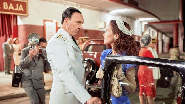 Natalia Oreiro encarna a Eva en la serie Santa Evita.