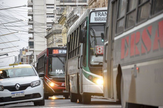 Colectivos. El paro comenzará este miércoles y se desarrollará hasta el jueves inclusive.