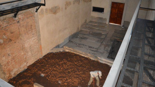 Avanzan los trabajos en la sala teatral de Concepción del Uruguay.