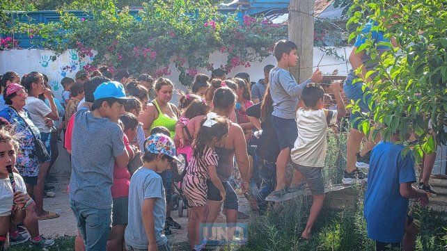 La magia de la Navidad llegó este domingo al barrio San Martín La magia de la Navidad llegó este domingo al barrio San Martín