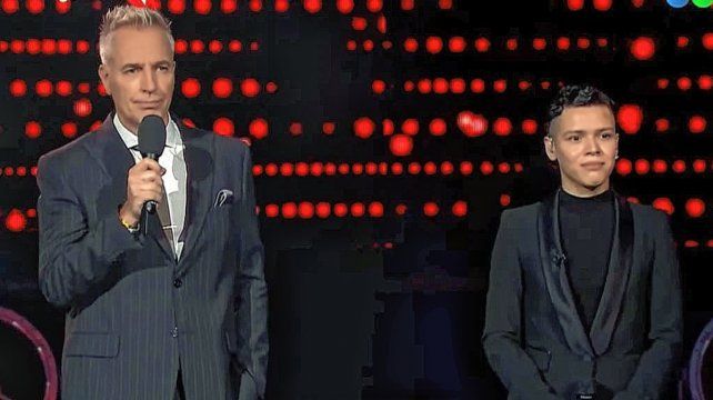 Santiago Borda recordó sus inicios en la música y conquistó a los coaches