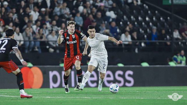 Libertad y River empatan sin goles en Paraguay Libertad y River empatan sin goles en Paraguay