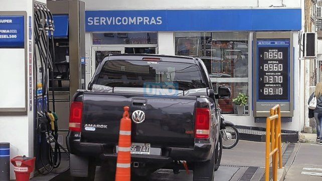El aumento de combustibles es un gran golpe al bolsillo 