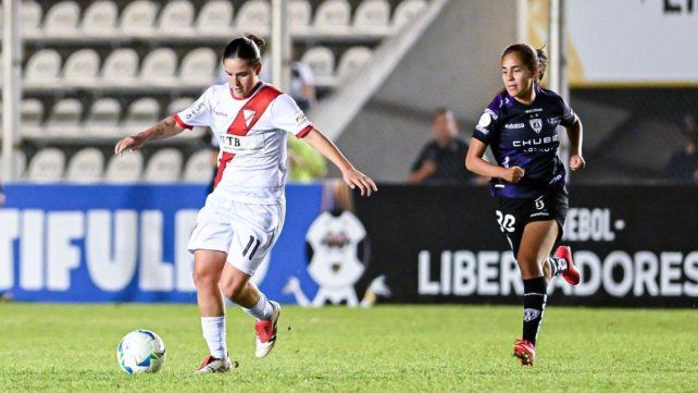 Pese a que su equipo perdió los tres partidos, Martina Caffaro vivió esta experiencia como un aprendizaje para su carrera. Pese a que su equipo perdió los tres partidos, Martina Caffaro vivió esta experiencia como un aprendizaje para su carrera.