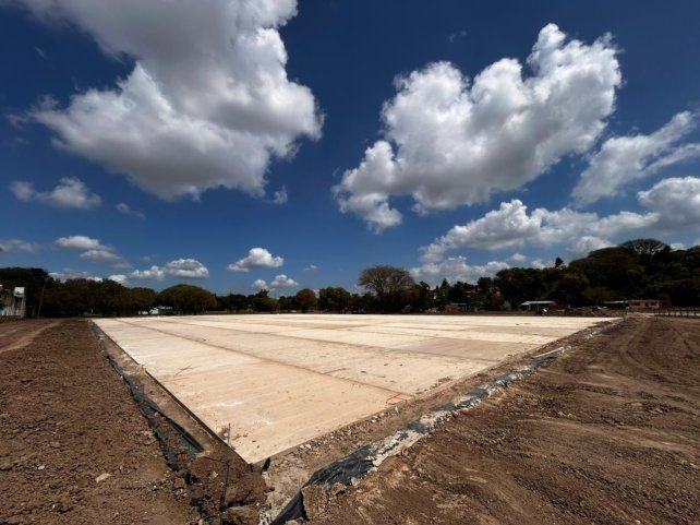 Estudiantes suma otro campo de césped sintético Estudiantes suma otro campo de césped sintético