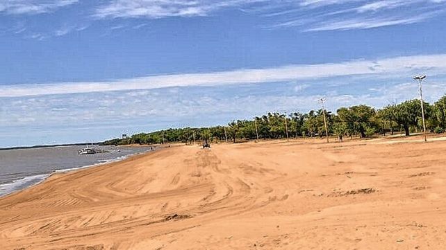 Había estado jugando al vóley y se metió al agua para refrescarse. Le dio un paro cardíaco y murió en medio del calor agobiante