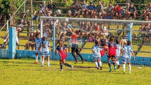 Santa María de Oro derrotó a San Benito y sigue en la Copa Entre Ríos Santa María de Oro derrotó a San Benito y sigue en la Copa Entre Ríos