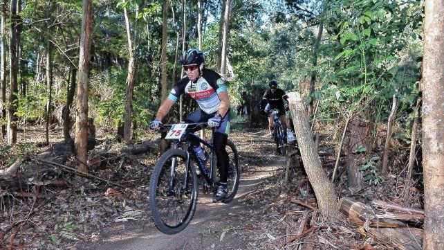 En Concordia se corre el Duatlón Rural.