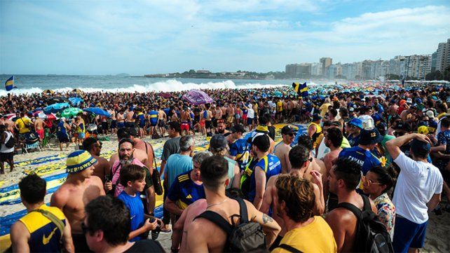 La mayor marea humana que recibió Brasil: el histórico banderazo de Boca en Copacabana La mayor marea humana que recibió Brasil: el histórico banderazo de Boca en Copacabana