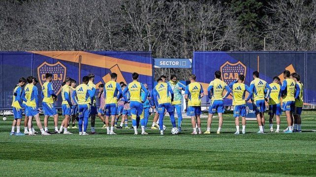 Con Advíncula entre algodones, Diego Martínez perfila varios cambios. Con Advíncula entre algodones, Diego Martínez perfila varios cambios.